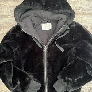 Cozy Black Faux FurWomen’s Jacket